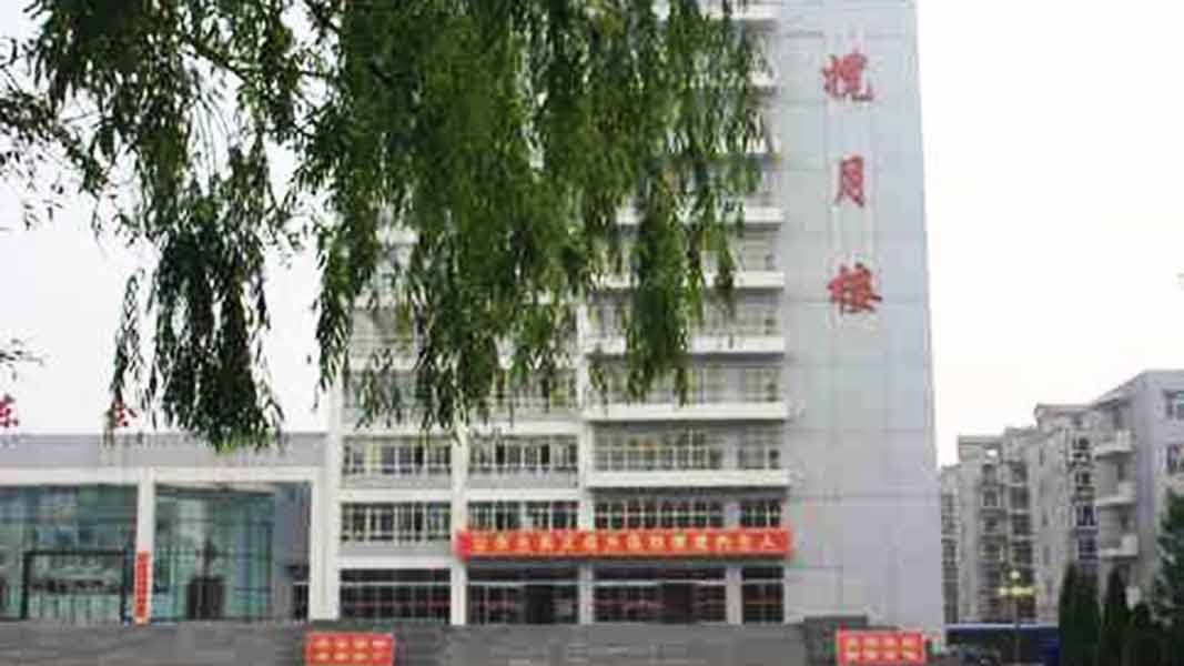 云東攬月樓